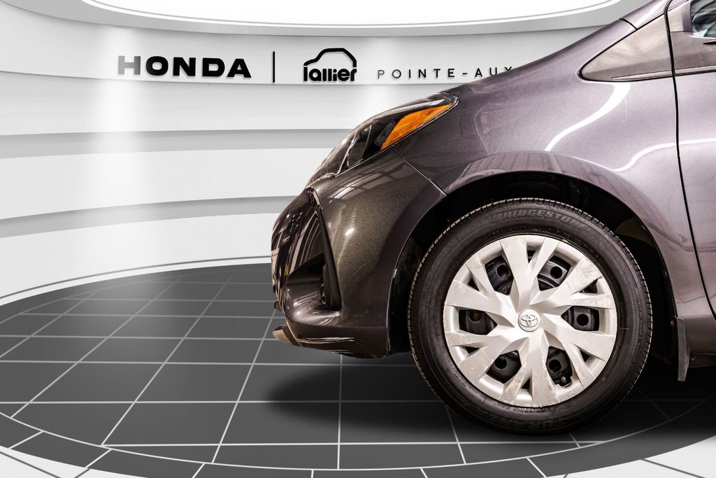 2018 Toyota Yaris Hatchback LE JAMAIS ACCIDENTÉ in , Quebec - 10 - w1024h768px