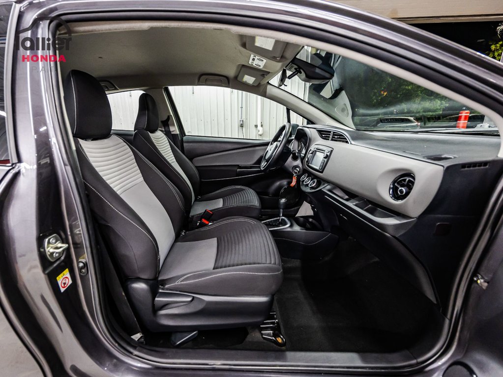 2018 Toyota Yaris Hatchback LE JAMAIS ACCIDENTÉ in , Quebec - 14 - w1024h768px