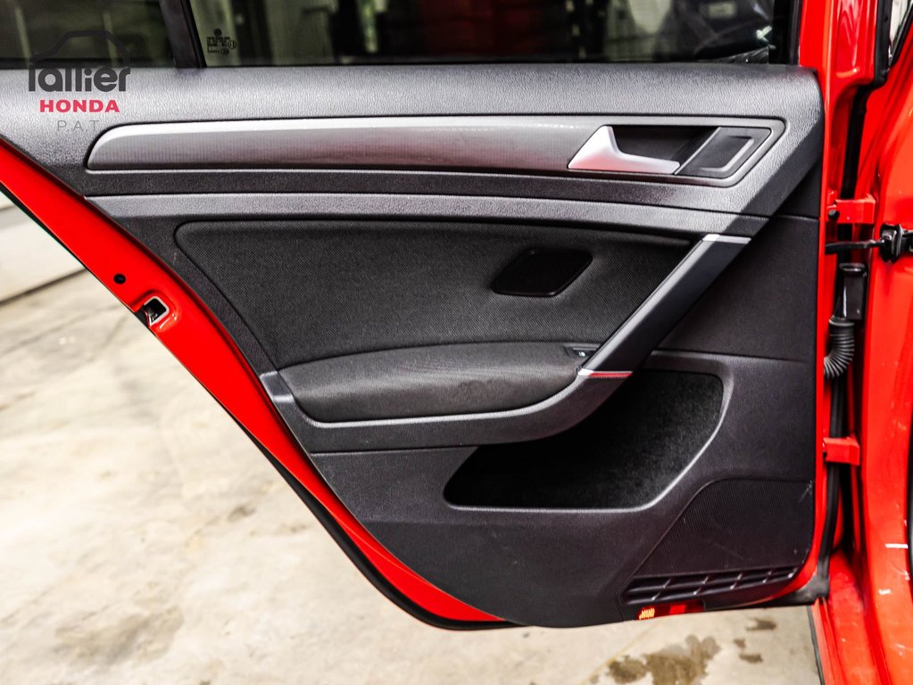 Volkswagen Golf GTI  2019 à , Québec - 12 - w1024h768px