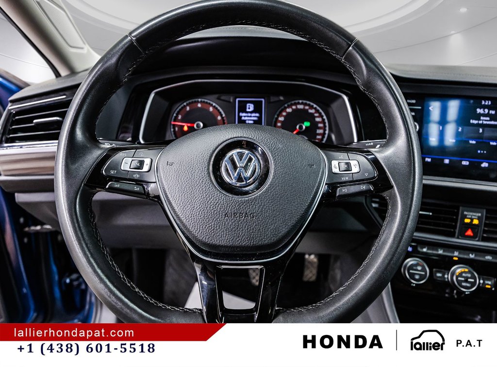 2020 Volkswagen Jetta Highline in Montréal, Quebec - 22 - w1024h768px