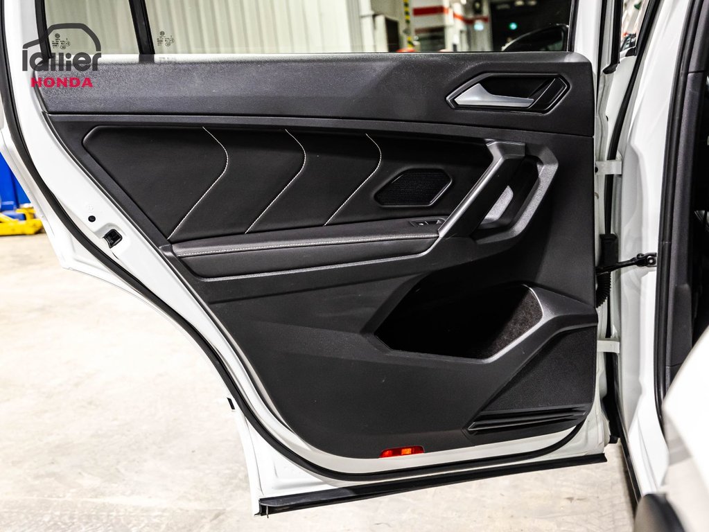 Volkswagen Tiguan Comfortline R-Line Black Edition 2022 à , Québec - 13 - w1024h768px