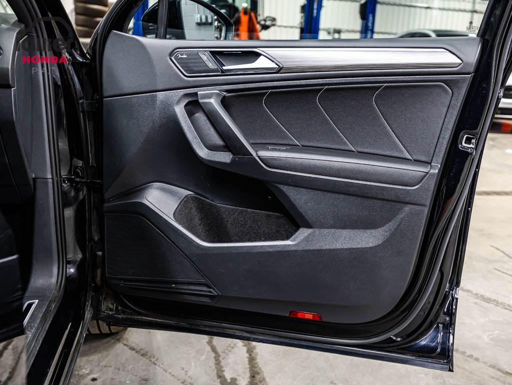 2023 Volkswagen Tiguan Highline R-Line 1 proprio in Montreal, Quebec - 18 - w1024h768px