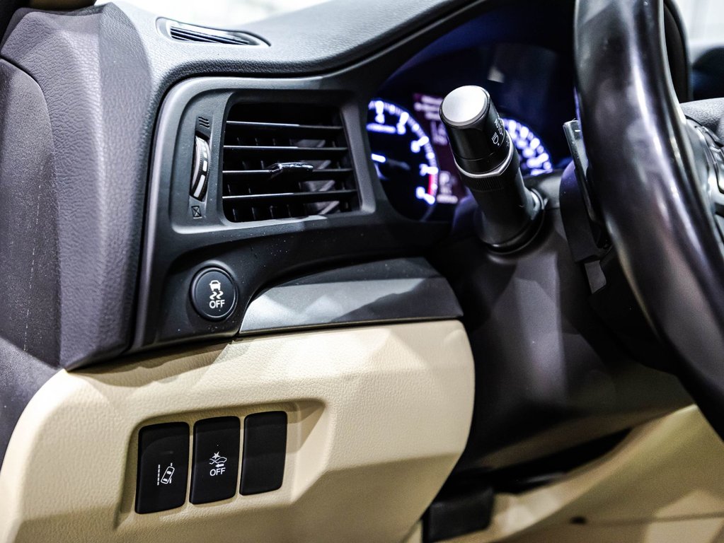 2016 Acura ILX in , Quebec - 22 - w1024h768px