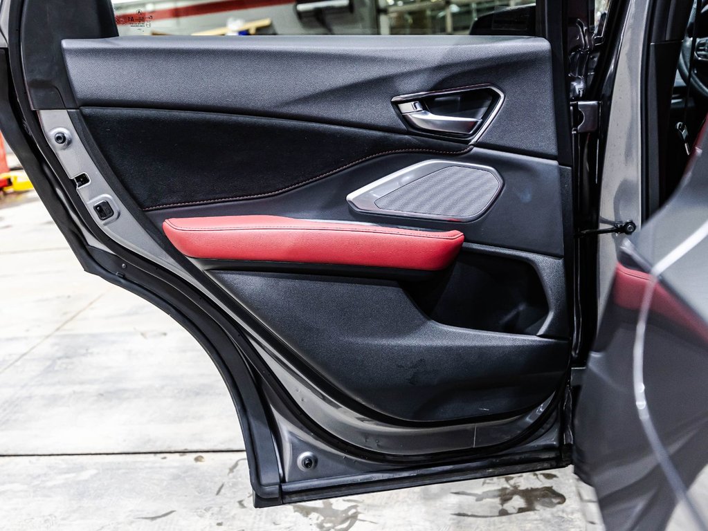 Acura RDX Platinum Elite A-Spec 2024 à Lachenaie, Québec - 13 - w1024h768px