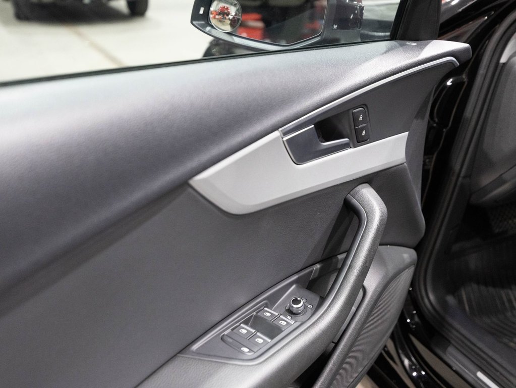 2018 Audi A4 Sedan Komfort in , Quebec - 11 - w1024h768px