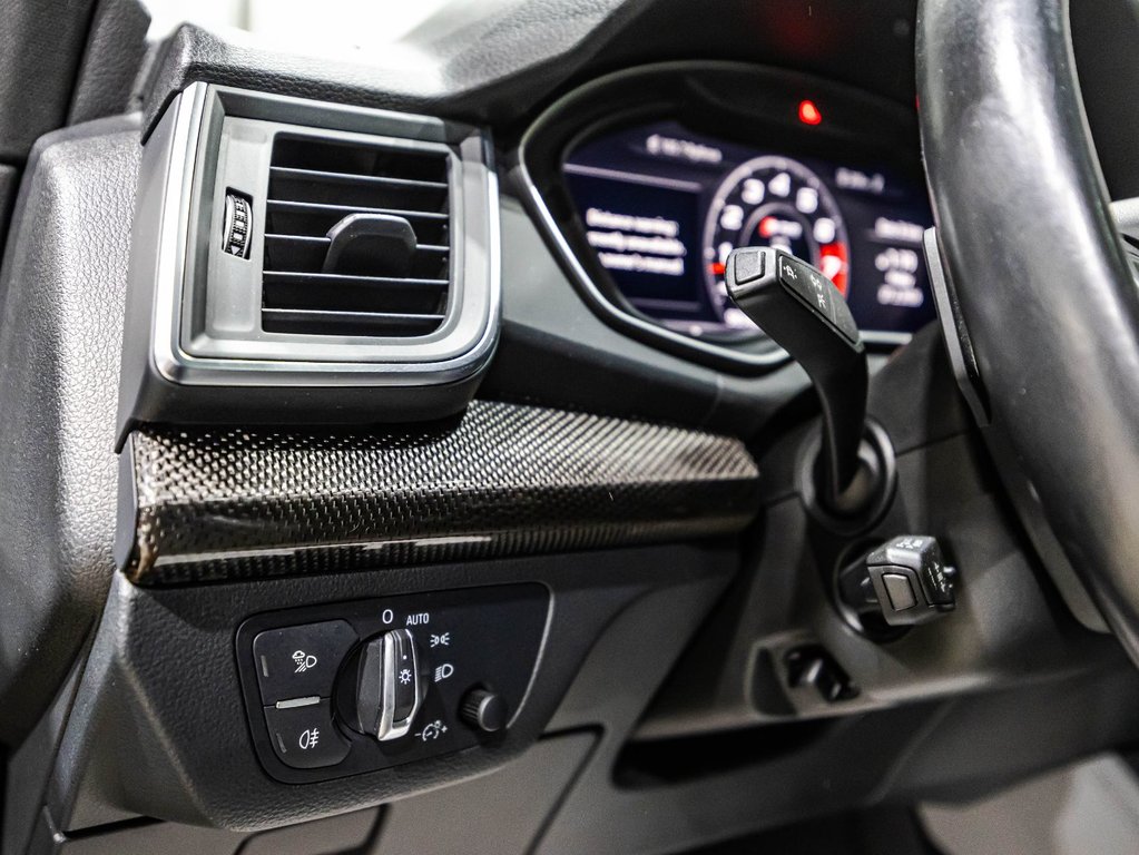 Audi SQ5 Technik 2020 à Montréal, Québec - 22 - w1024h768px