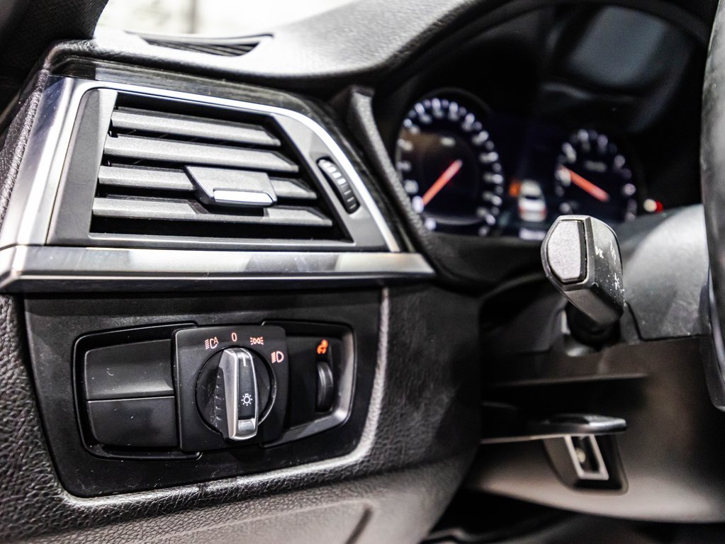 2018 BMW 3 Series 340i xDrive in , Quebec - 21 - w1024h768px