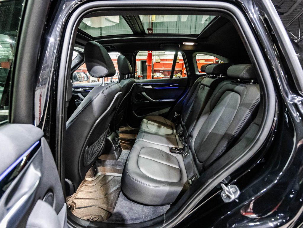 BMW X1 xDrive28i 2022 à , Québec - 13 - w1024h768px