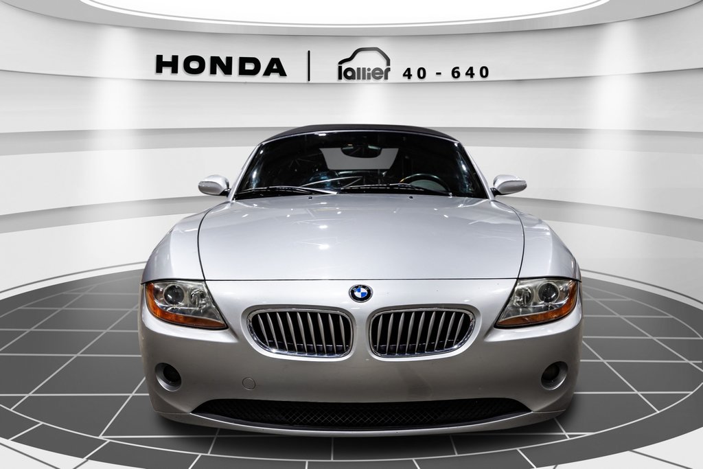 BMW Z4 3.0i 2003 à Lachenaie, Québec - 2 - w1024h768px