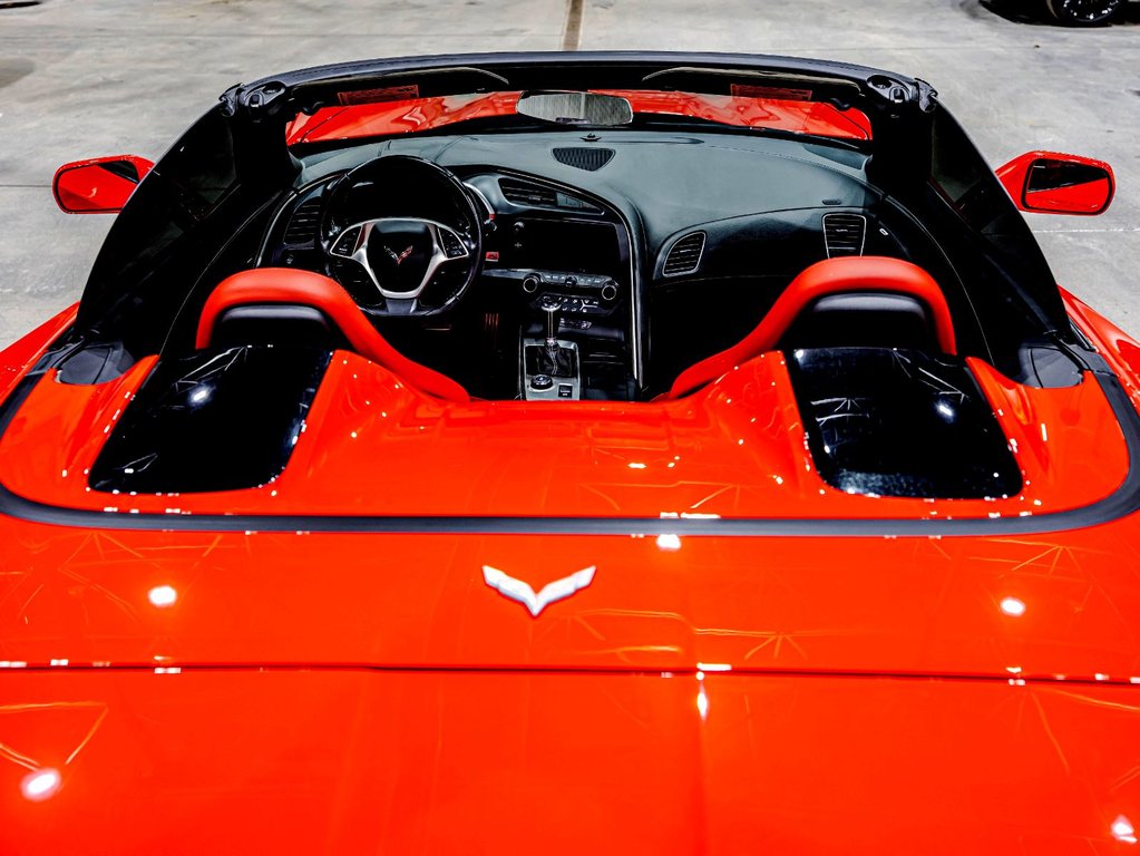 Chevrolet Corvette 1LT 2019 à Lachenaie, Québec - 13 - w1024h768px