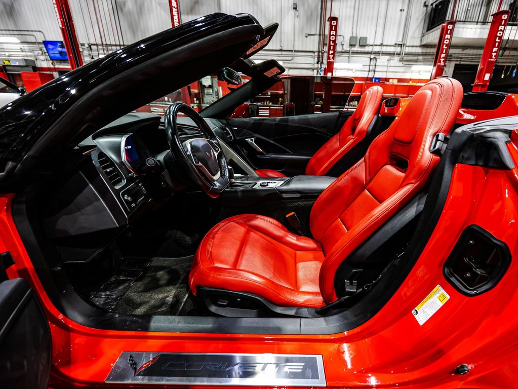 Chevrolet Corvette 1LT 2019 à Lachenaie, Québec - 16 - w1024h768px
