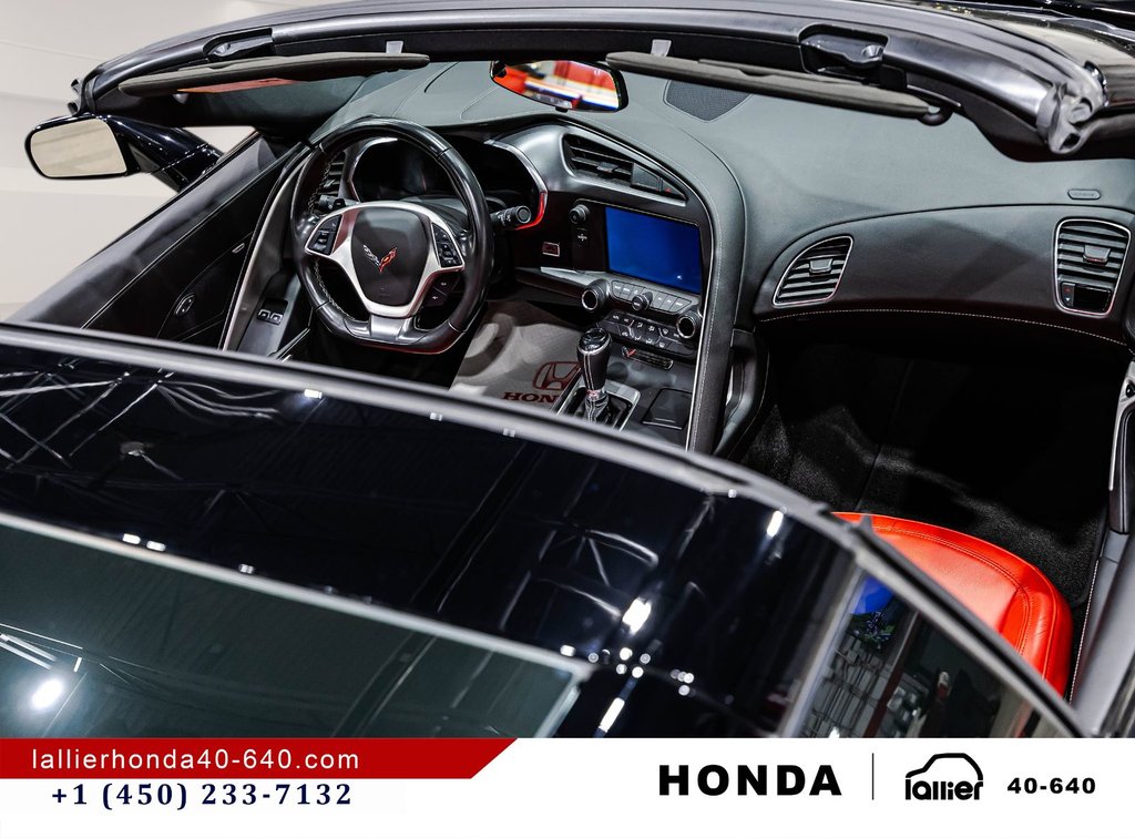 2019 Chevrolet Corvette 1LT in Montréal, Quebec - 13 - w1024h768px