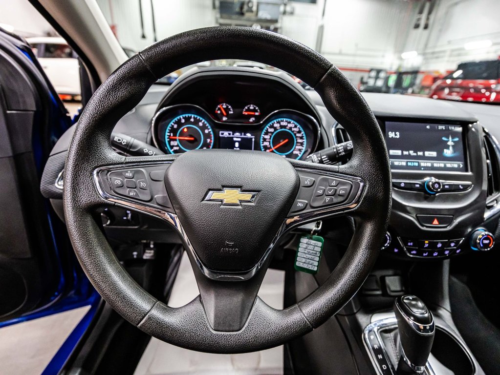 Cruze LT 2018 à Montréal, Québec - 21 - w1024h768px