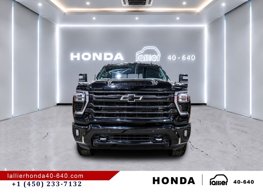 2026 Chevrolet Silverado 2500HD High Country/DURAMAX 6.6L V8 DIESEL in Montréal, Quebec - 2 - w1024h768px