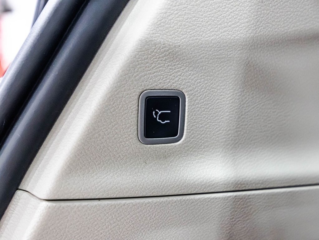 Chrysler Grand Caravan SXT 2022 à Lachenaie, Québec - 15 - w1024h768px