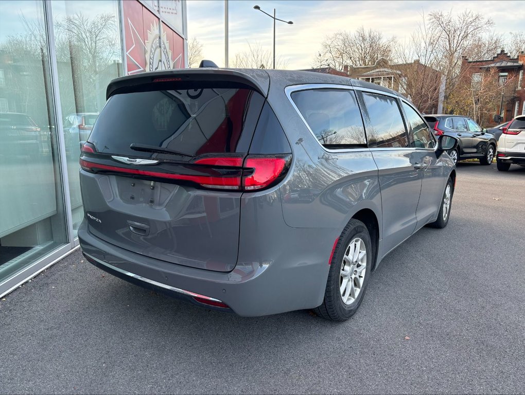 Pacifica Touring L 2023 à Montréal, Québec - 3 - w1024h768px