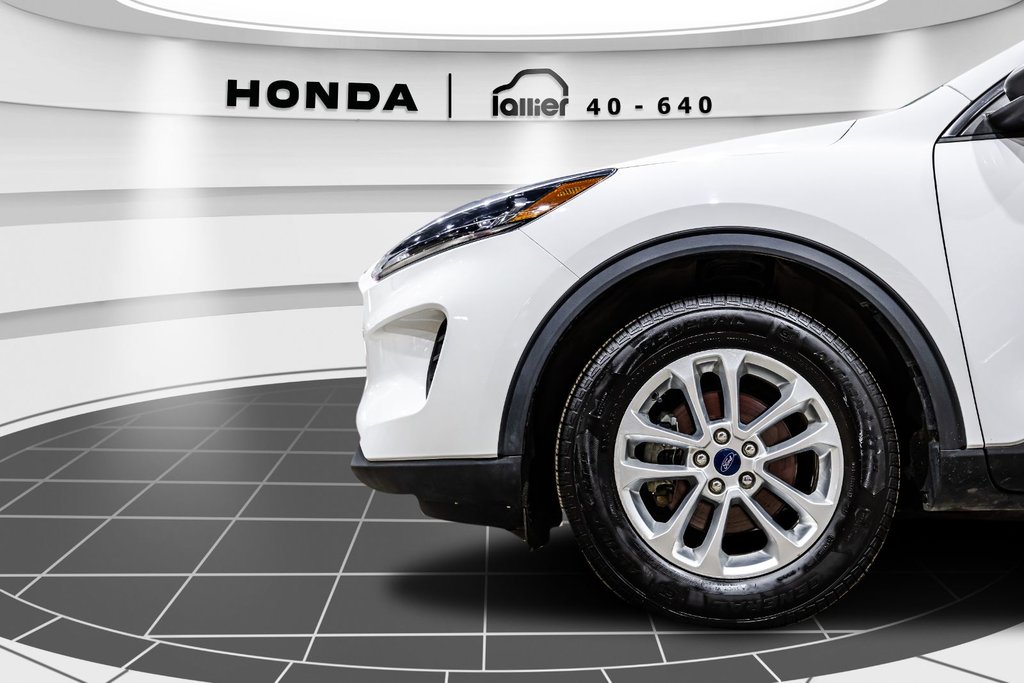 Ford Escape SE Hybrid 2022 à , Québec - 10 - w1024h768px