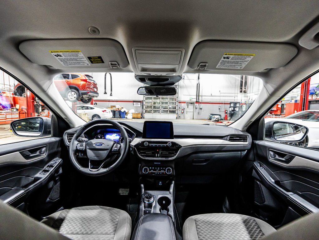 Ford Escape SE Hybrid 2022 à , Québec - 14 - w1024h768px