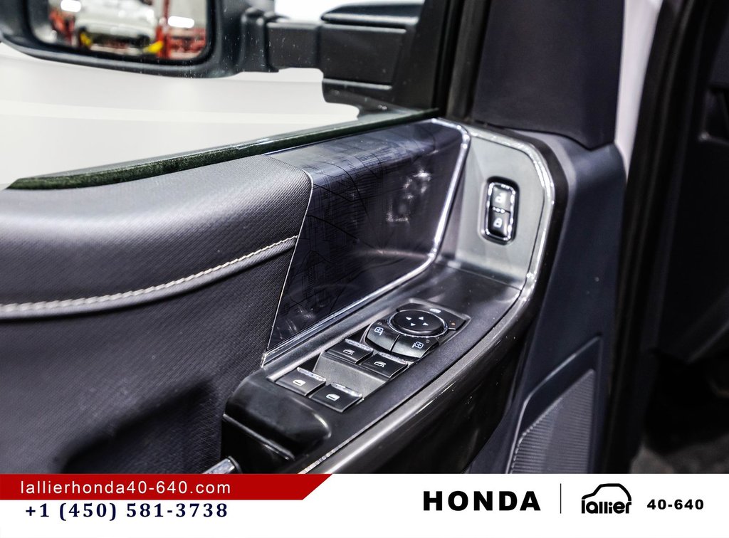 2023 Ford F-150 XLT SUPERCREW in Montréal, Quebec - 12 - w1024h768px