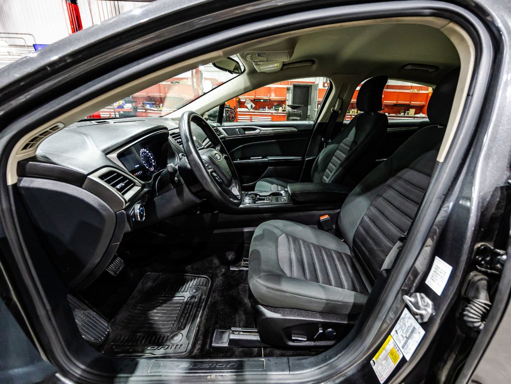 2017 Ford Fusion SE in , Quebec - 18 - w1024h768px