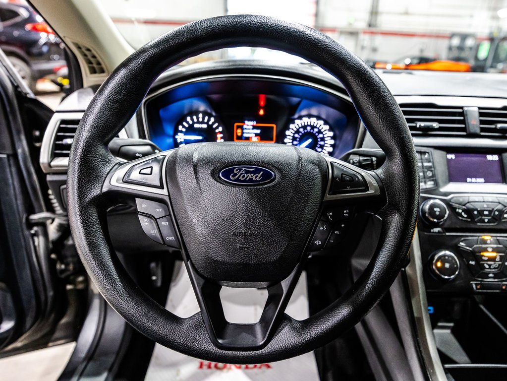 2017 Ford Fusion SE in , Quebec - 21 - w1024h768px