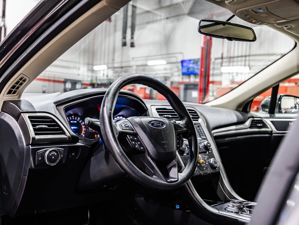 2017 Ford Fusion SE in , Quebec - 19 - w1024h768px
