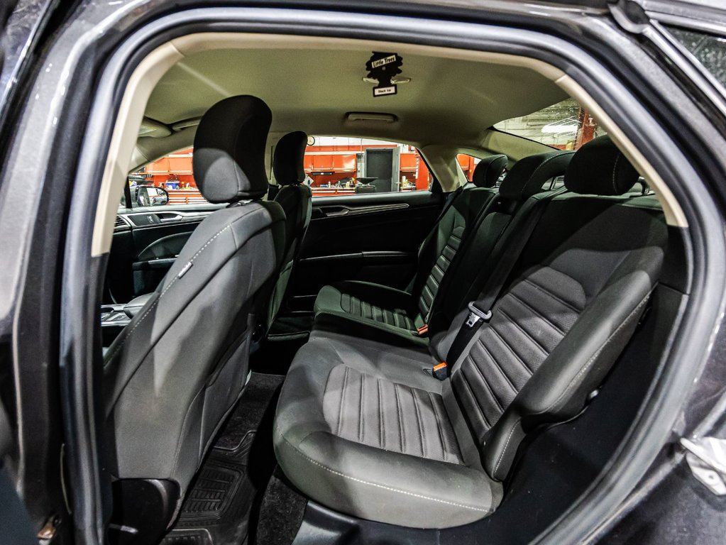 2017 Ford Fusion SE in , Quebec - 13 - w1024h768px