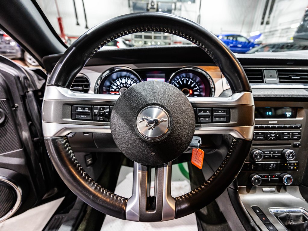 Ford Mustang V6 Premium 2014 à , Québec - 19 - w1024h768px