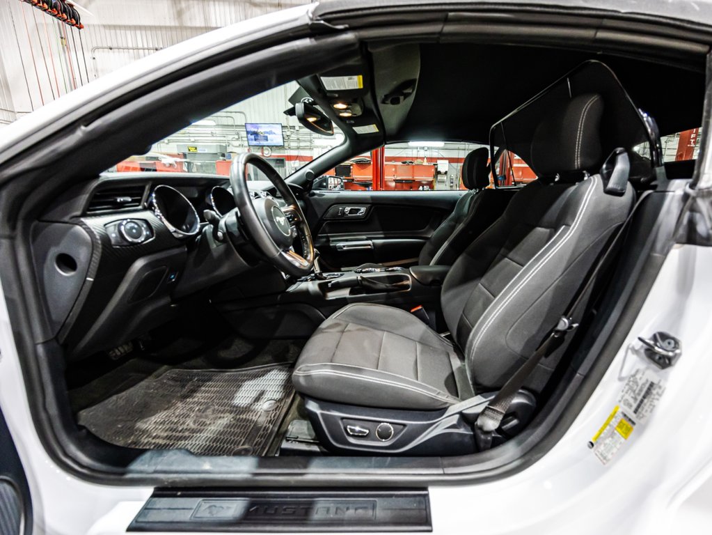 Ford Mustang V6 2015 à , Québec - 16 - w1024h768px
