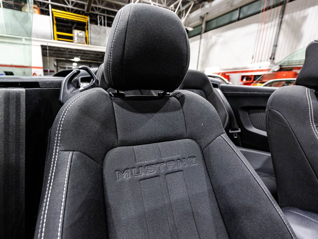 2022 Ford Mustang ECOBOOST in Montréal, Quebec - 17 - w1024h768px