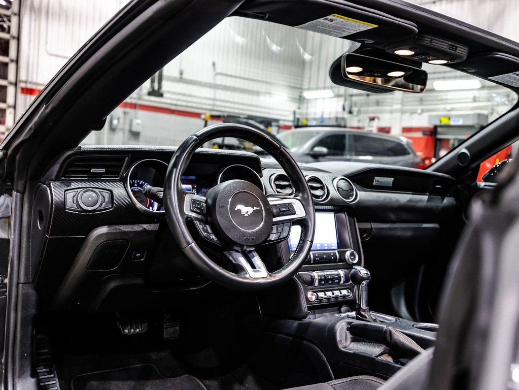 2022 Ford Mustang ECOBOOST in Montréal, Quebec - 20 - w1024h768px