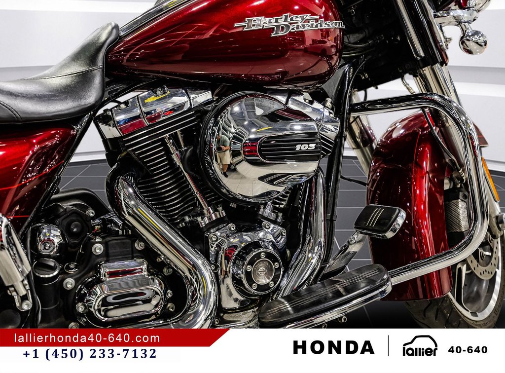 Harley-Davidson Street Glide FLHXS 2016 à Montréal, Québec - 8 - w1024h768px