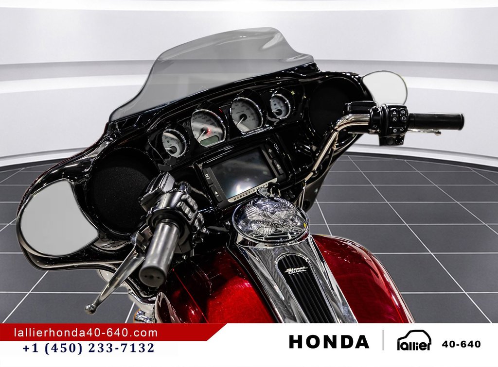 Harley-Davidson Street Glide FLHXS 2016 à Montréal, Québec - 11 - w1024h768px