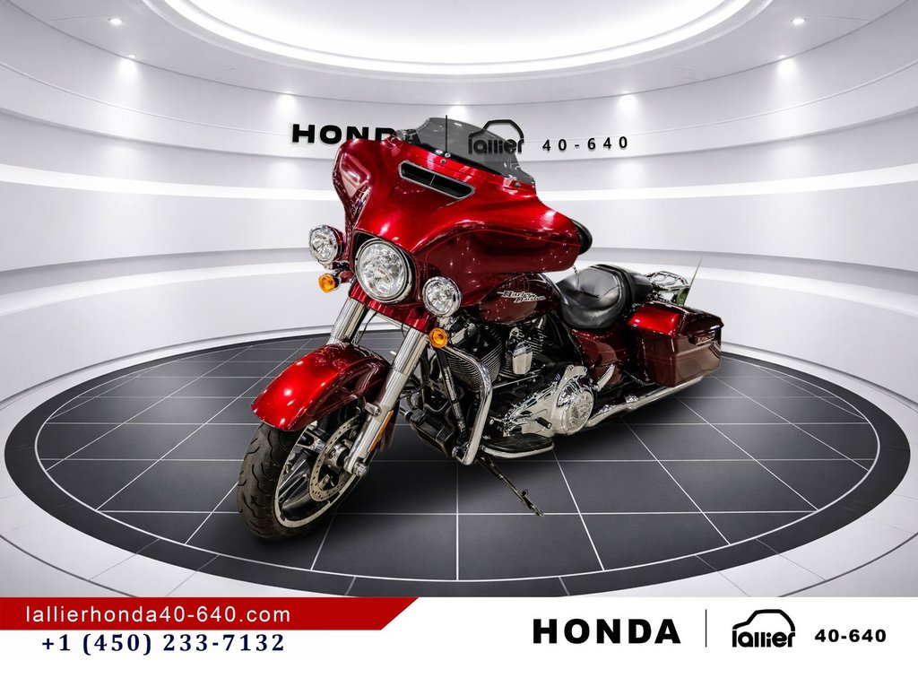 Harley-Davidson Street Glide FLHXS 2016 à Montréal, Québec - 3 - w1024h768px