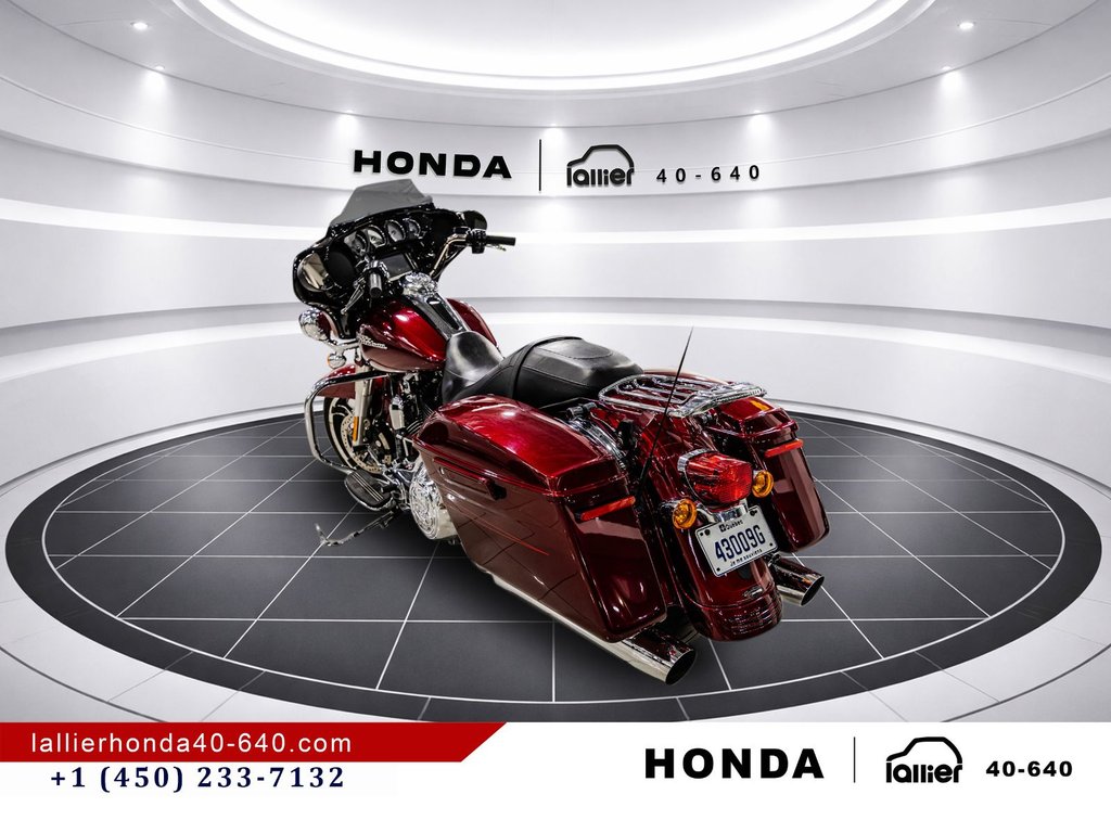 Harley-Davidson Street Glide FLHXS 2016 à Montréal, Québec - 5 - w1024h768px