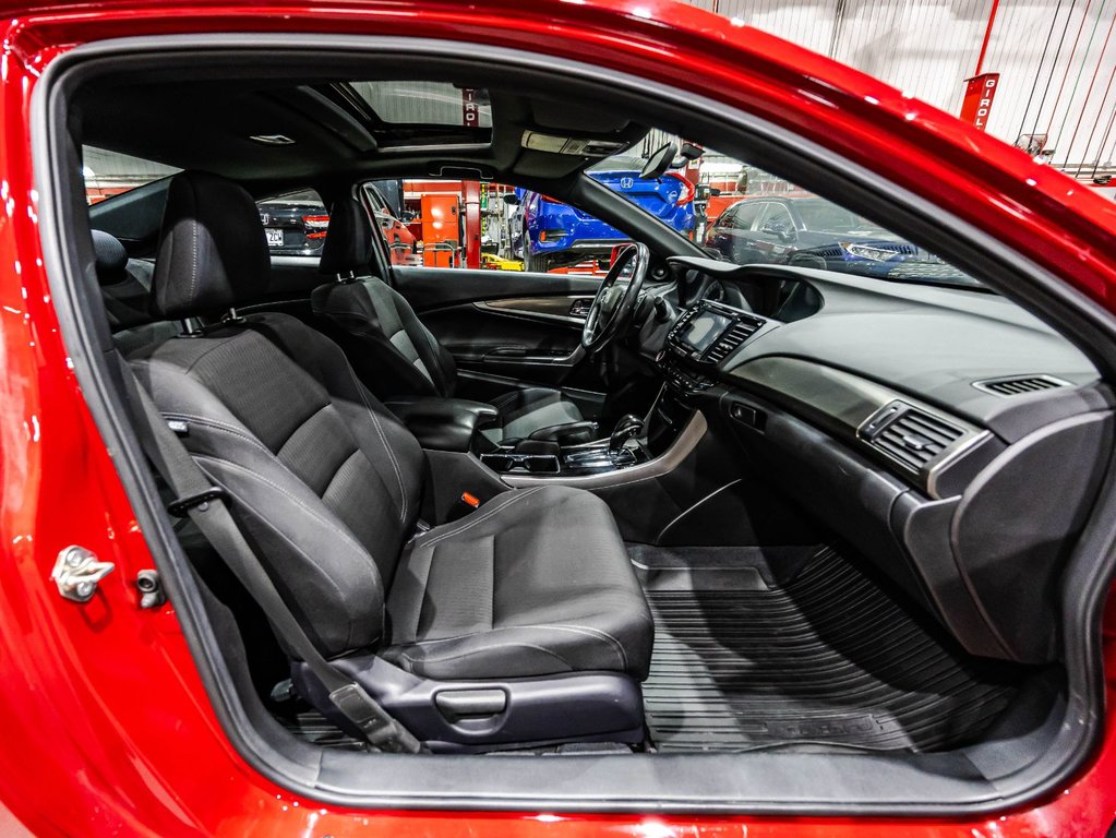 Honda Accord Coupe EX 2016 à Lachenaie, Québec - 15 - w1024h768px