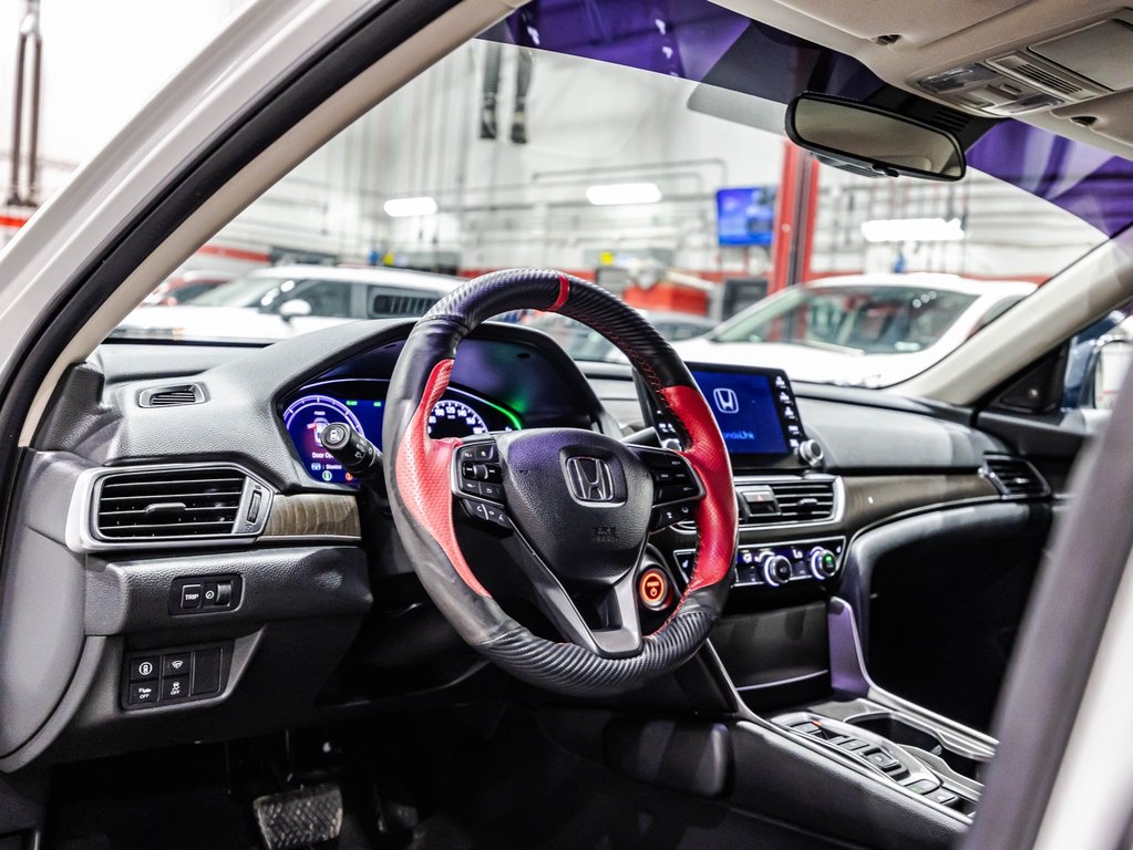 2019 Honda Accord Hybrid in , Quebec - 19 - w1024h768px