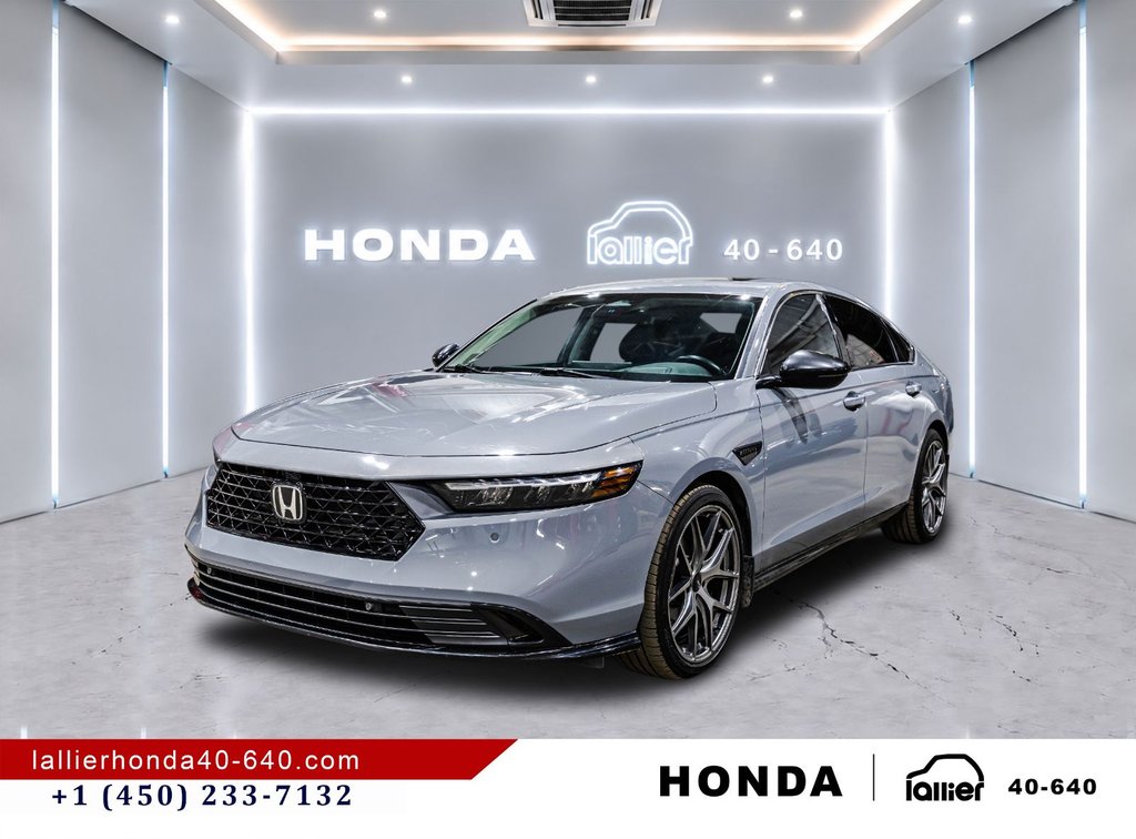 2023 Honda Accord Hybrid Touring/INTÉRIEUR EN CUIR in Lachenaie, Quebec - 3 - w1024h768px