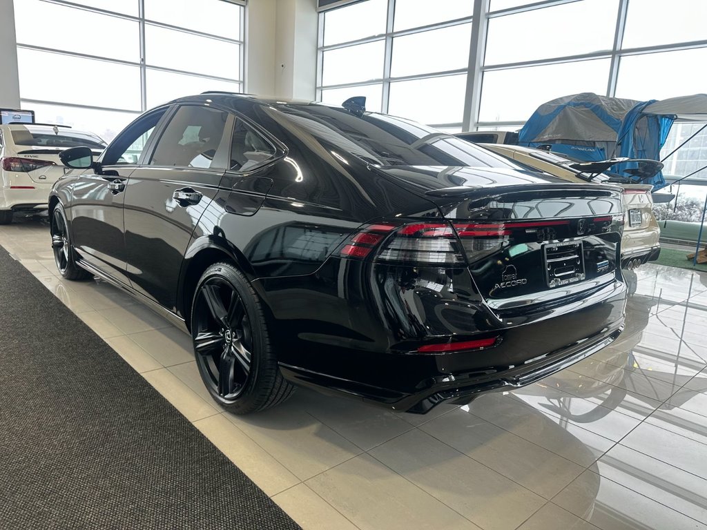 2025 Honda Accord Hybrid SPORT-L HYBRIDE DEMO CUIR-TOIT OUVRANT-MAGS 19 PO in , Quebec - 5 - w1024h768px
