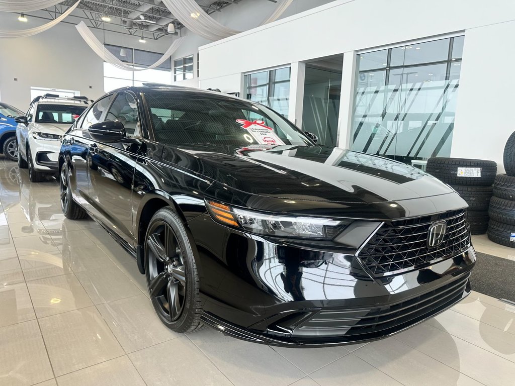 2025 Honda Accord Hybrid SPORT-L HYBRIDE DEMO CUIR-TOIT OUVRANT-MAGS 19 PO in , Quebec - 2 - w1024h768px