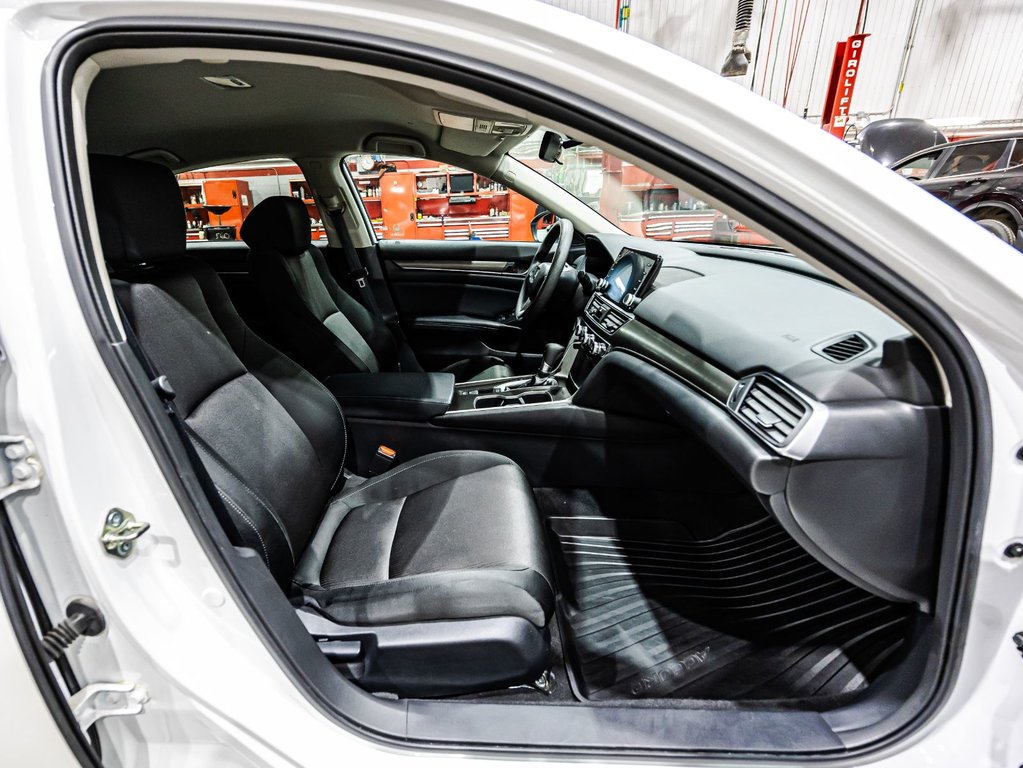 Honda Accord Sedan LX 2018 à Montréal, Québec - 17 - w1024h768px