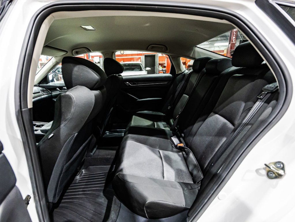 Honda Accord Sedan LX 2018 à Montréal, Québec - 13 - w1024h768px