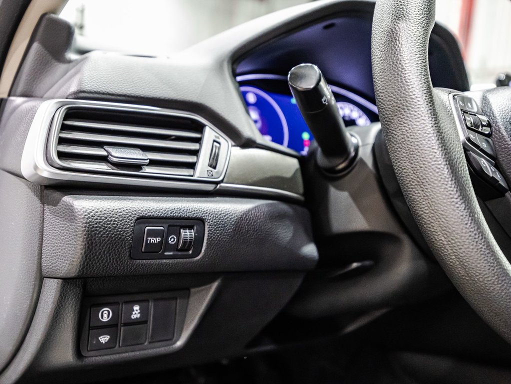 Honda Accord Sedan LX 2018 à Montréal, Québec - 20 - w1024h768px