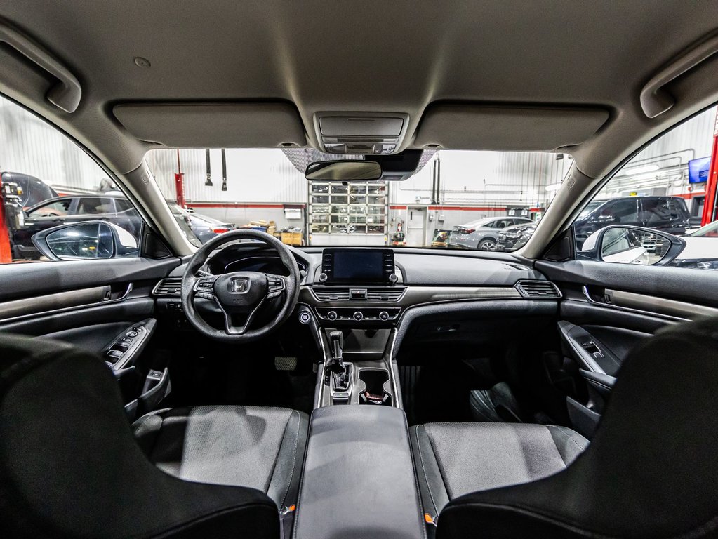Honda Accord Sedan LX 2018 à Montréal, Québec - 14 - w1024h768px