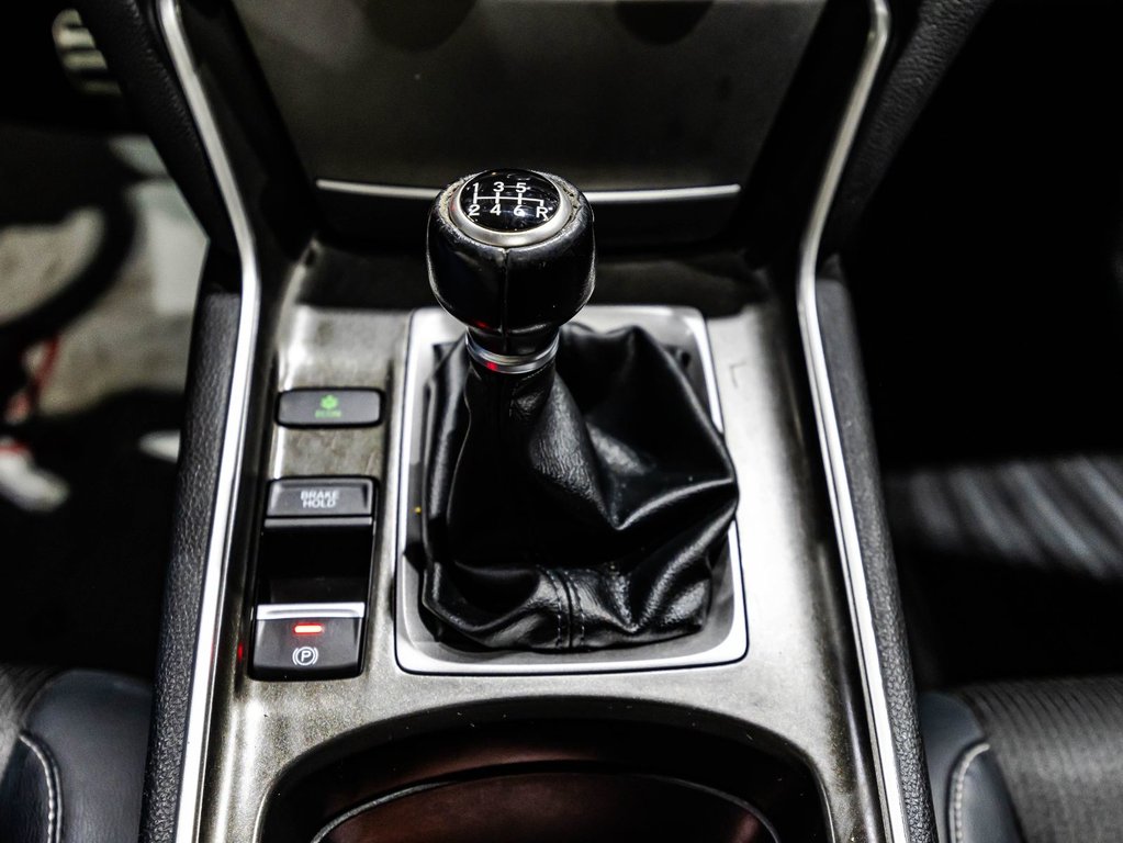 Honda Accord Sedan Sport 2018 à , Québec - 25 - w1024h768px