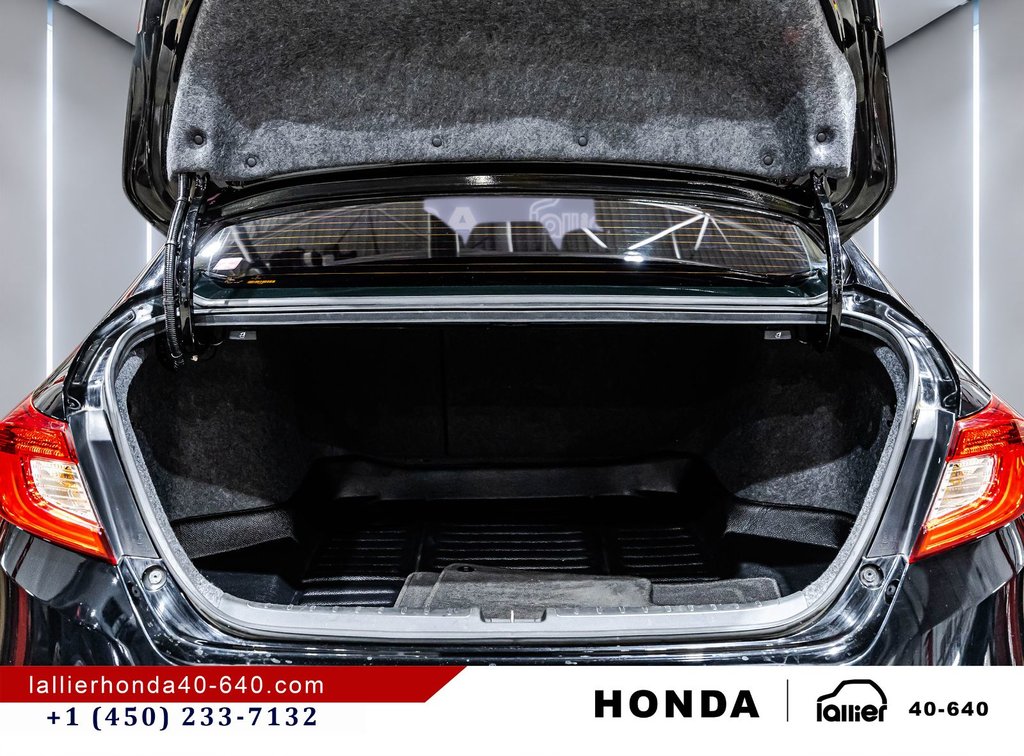 Honda Accord Sedan Touring 2.0 2019 à Montréal, Québec - 16 - w1024h768px