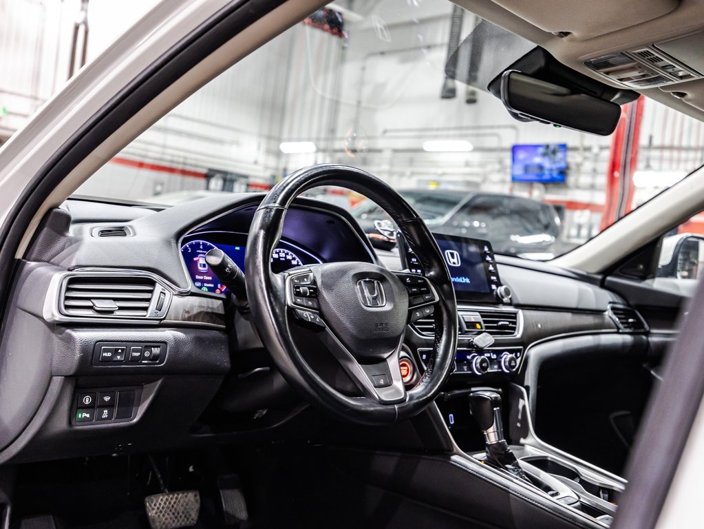 Honda Accord Sedan Touring 2020 à , Québec - 21 - w1024h768px