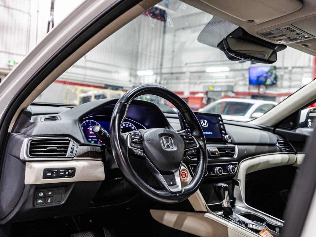 Honda Accord Sedan Touring 2020 à , Québec - 21 - w1024h768px