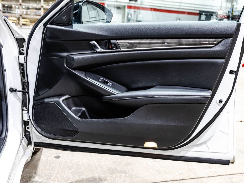 2021 Honda Accord Sedan Sport in Lachenaie, Quebec - 16 - w1024h768px