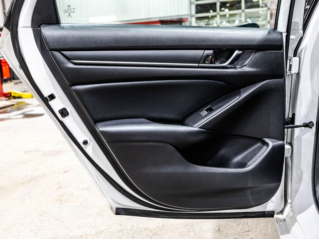 2021 Honda Accord Sedan Sport in Lachenaie, Quebec - 12 - w1024h768px